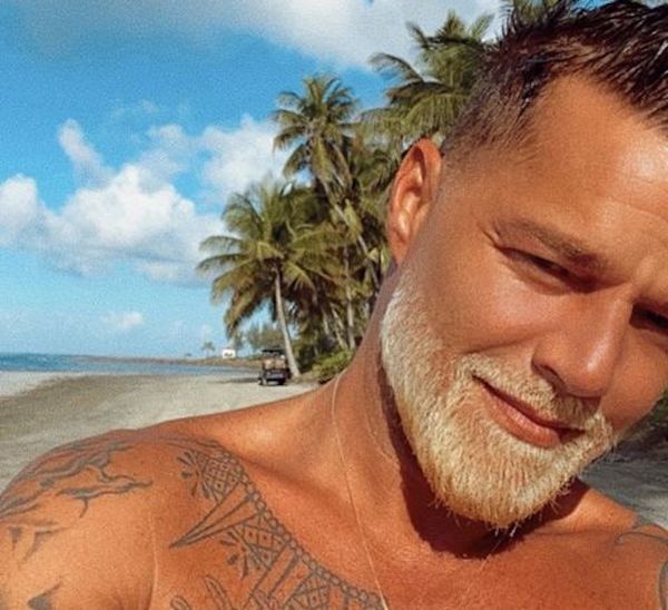 After Going Bleach Blond, Ricky Martin Shaves Off Beard